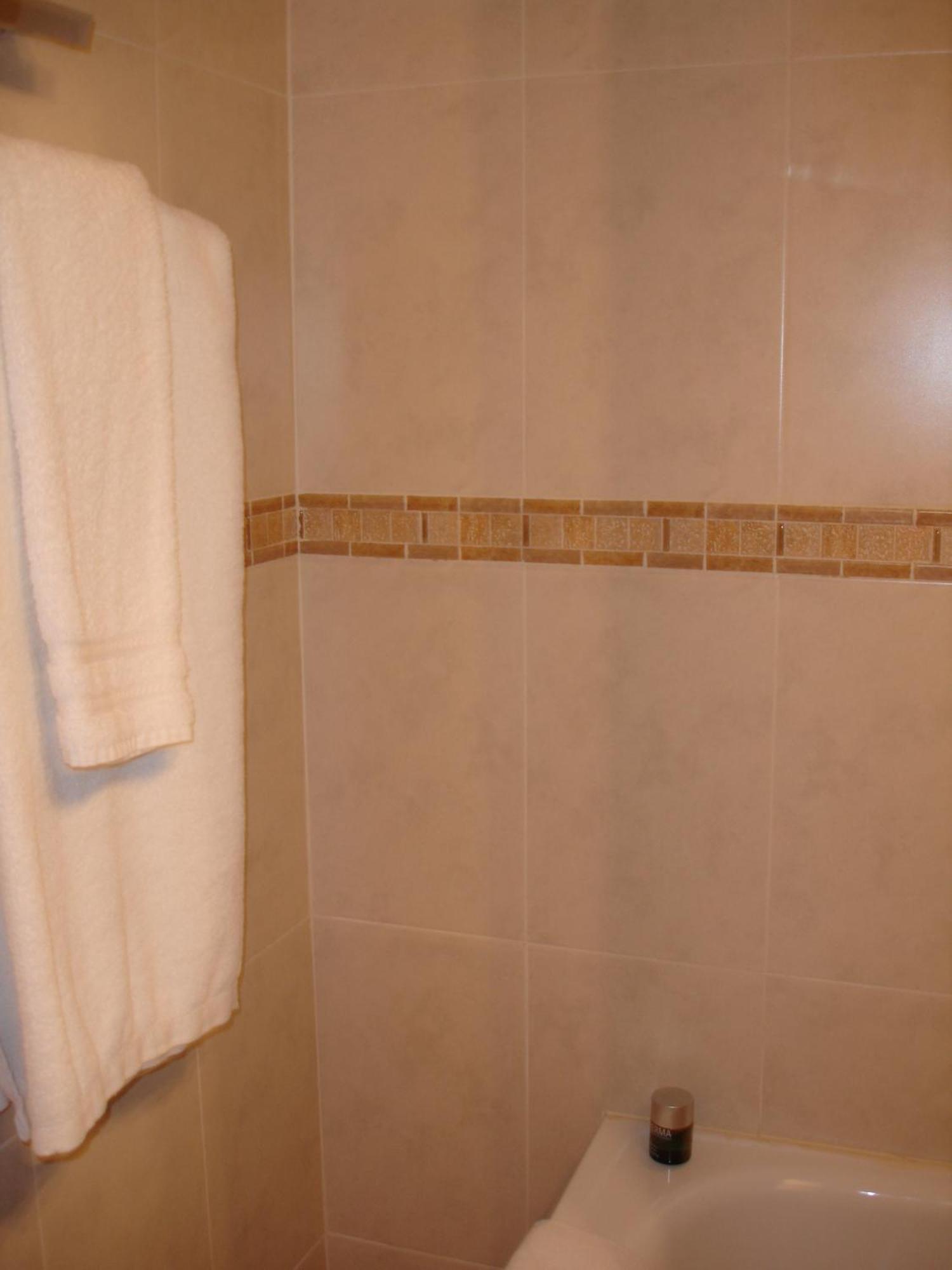 Hostal Puerta Bonita Vista Alegre Madrid Exteriör bild